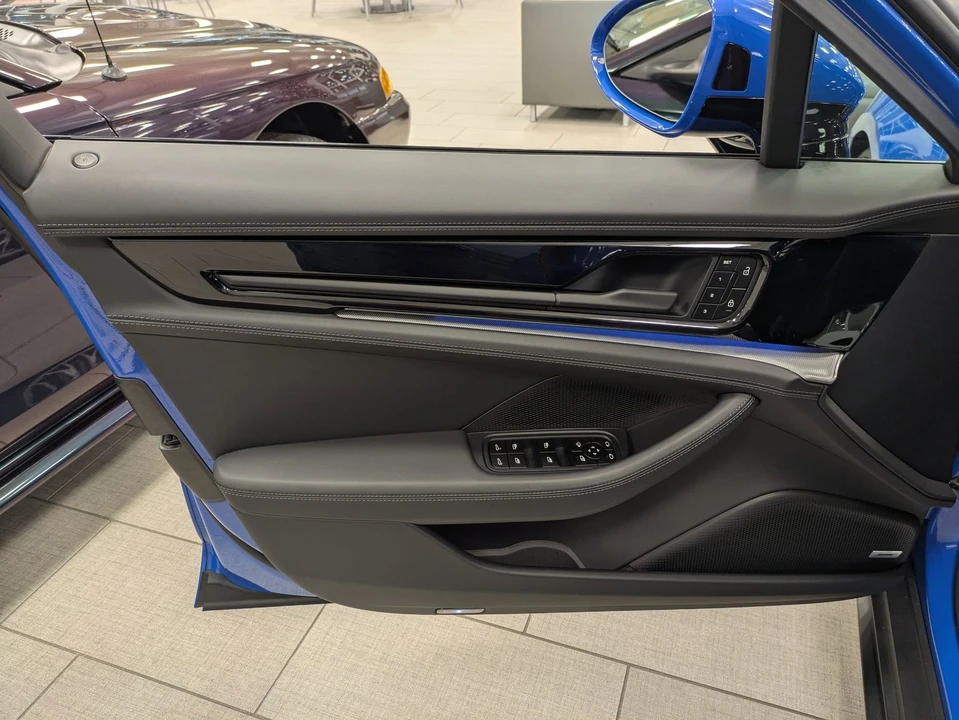2024 Porsche 976 Panamera - Image 14 of 21