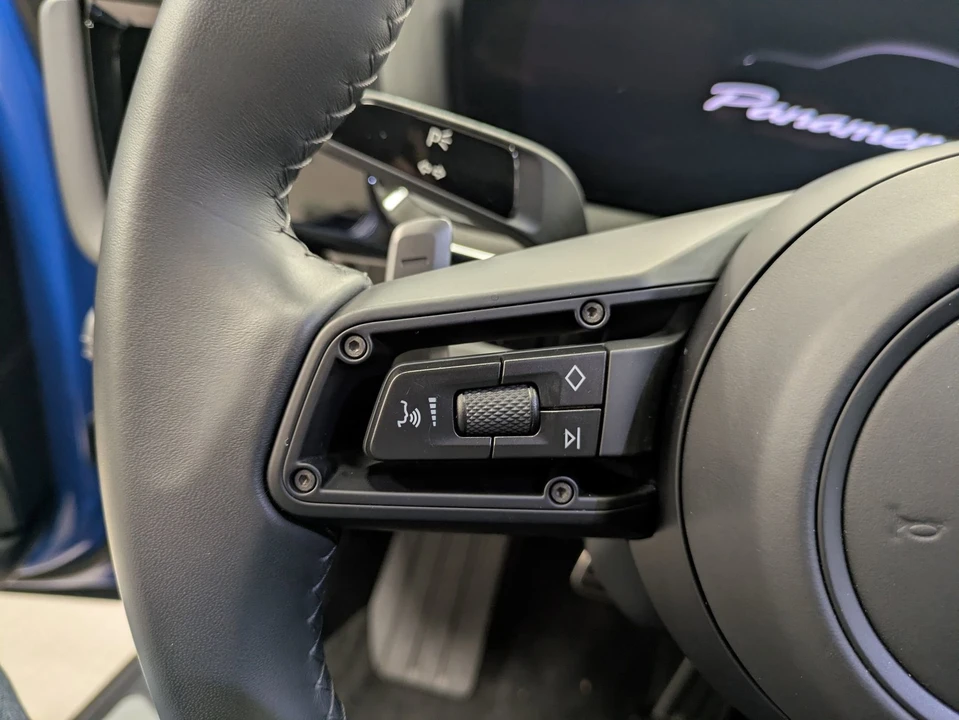 2024 Porsche 976 Panamera - Image 17 of 21