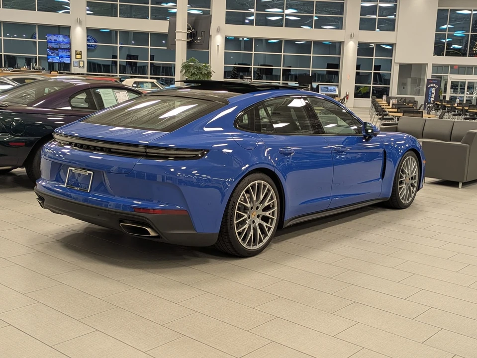 2024 Porsche 976 Panamera - Image 4 of 21