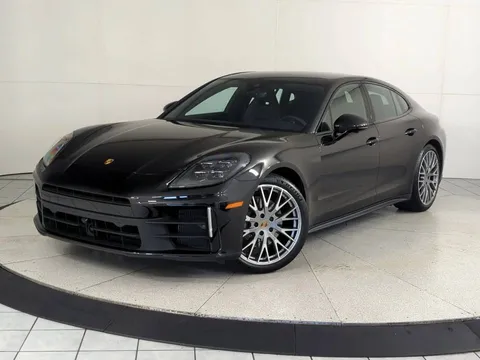 2024 Porsche Panamera 4