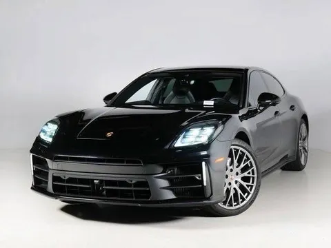 2024 Porsche Panamera 4