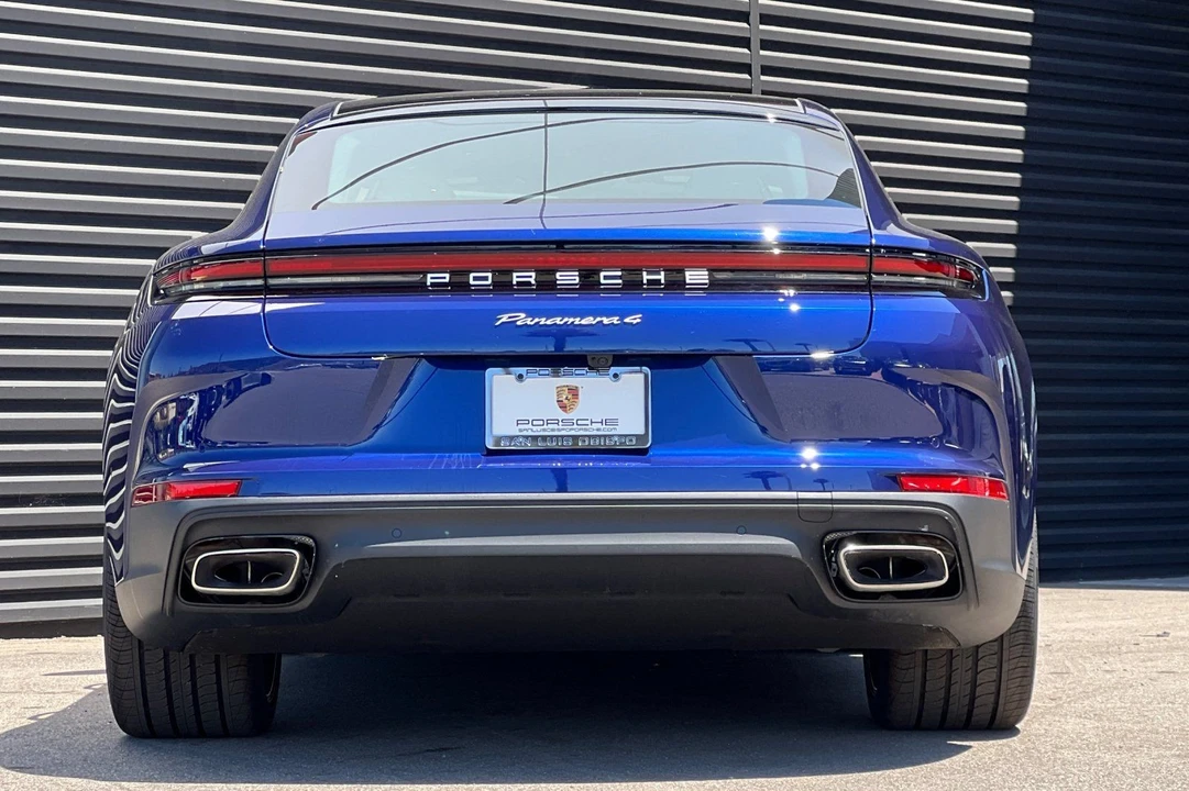 2024 Porsche 976 Panamera - Image 7 of 21