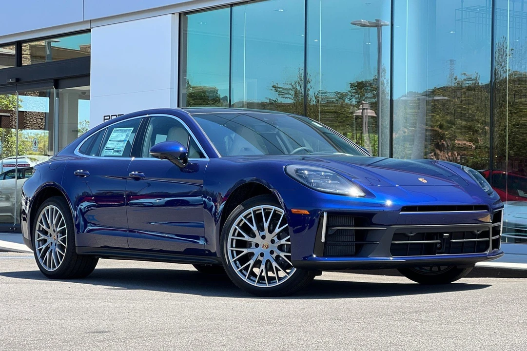 2024 Porsche 976 Panamera - Image 10 of 21
