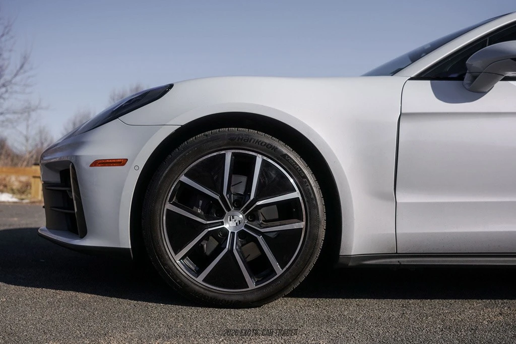 2024 Porsche 976 Panamera - Image 4 of 12