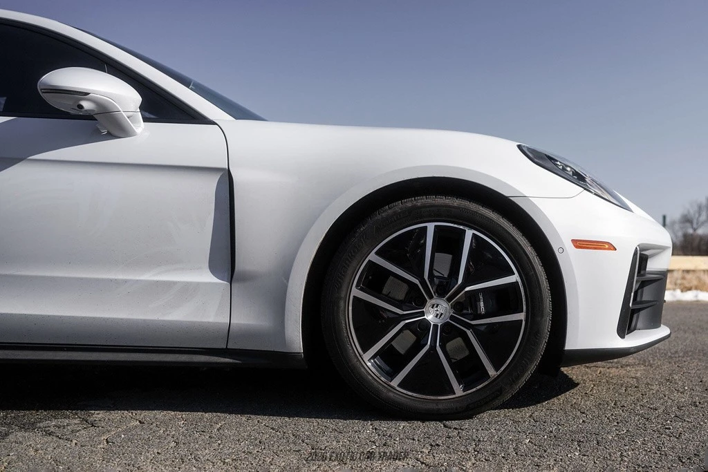2024 Porsche 976 Panamera - Image 10 of 12