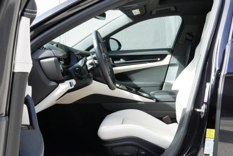 2024 Porsche 976 Panamera - Image 19 of 21