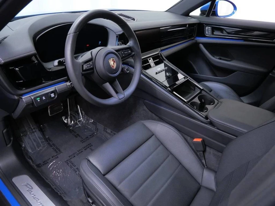 2024 Porsche 976 Panamera - Image 4 of 4