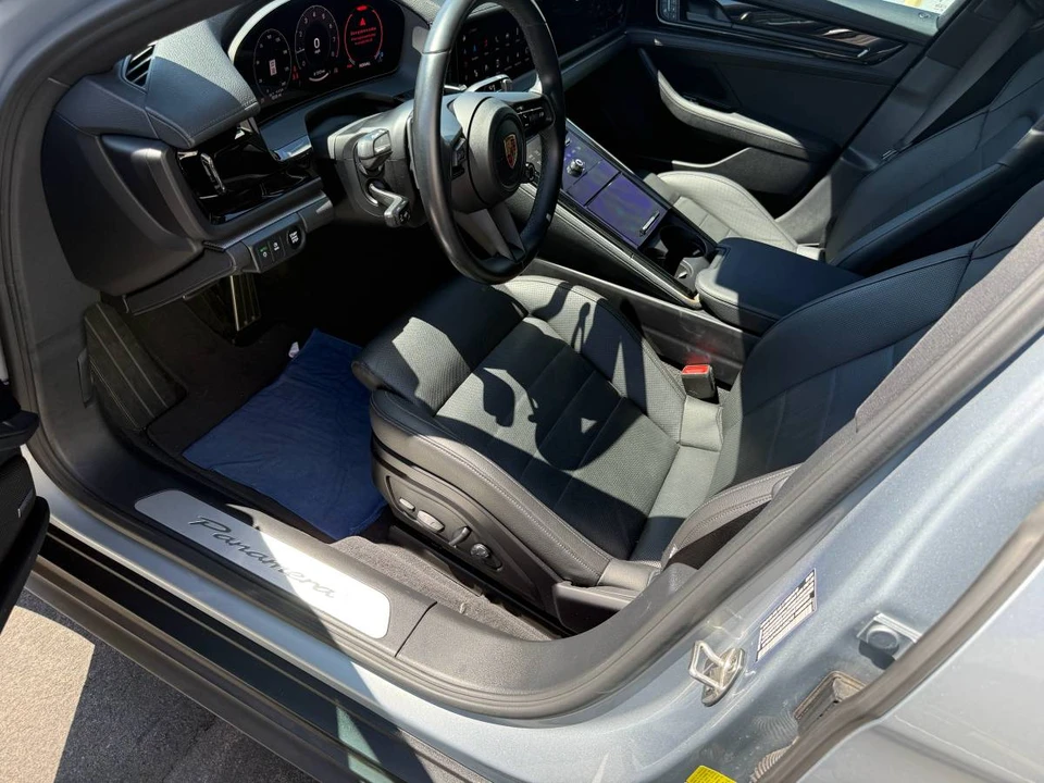 2024 Porsche 976 Panamera - Image 9 of 19