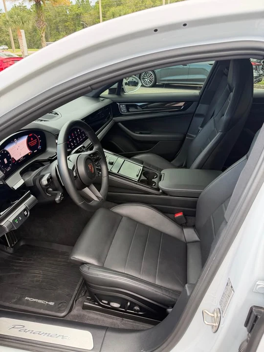 2024 Porsche 976 Panamera - Image 8 of 16
