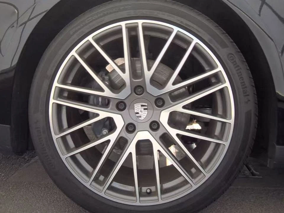 2024 Porsche 976 Panamera - Image 14 of 15