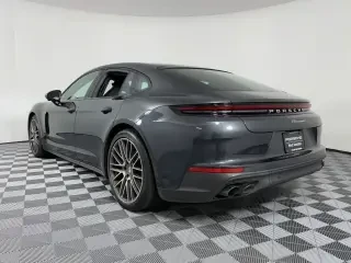 2024 Porsche 976 Panamera - Image 3 of 4