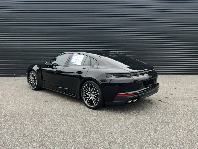 2024 Porsche 976 Panamera - Image 3 of 4
