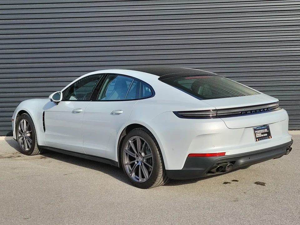 2024 Porsche 976 Panamera - Image 4 of 8