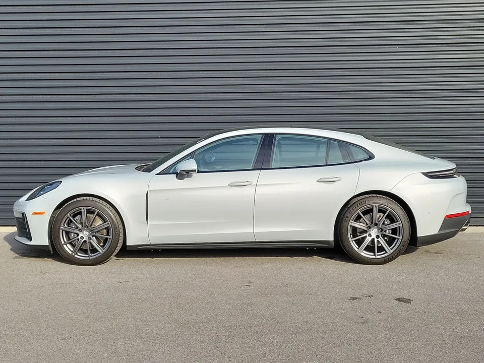 2024 Porsche 976 Panamera - Image 3 of 8
