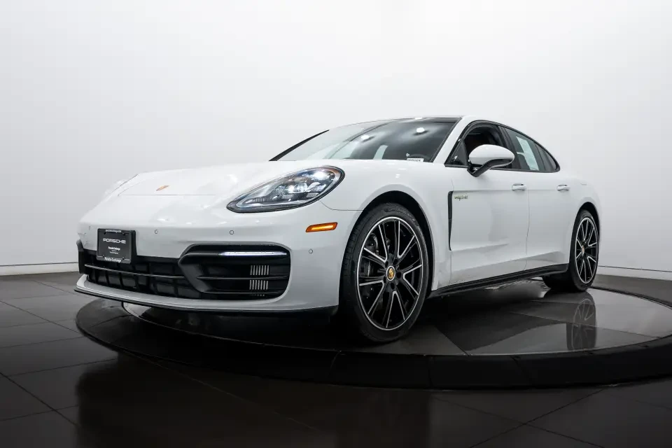 2024 Porsche 976 Panamera - Image 10 of 10