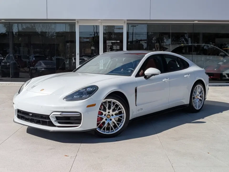 2024 Porsche 976 Panamera - Image 9 of 10