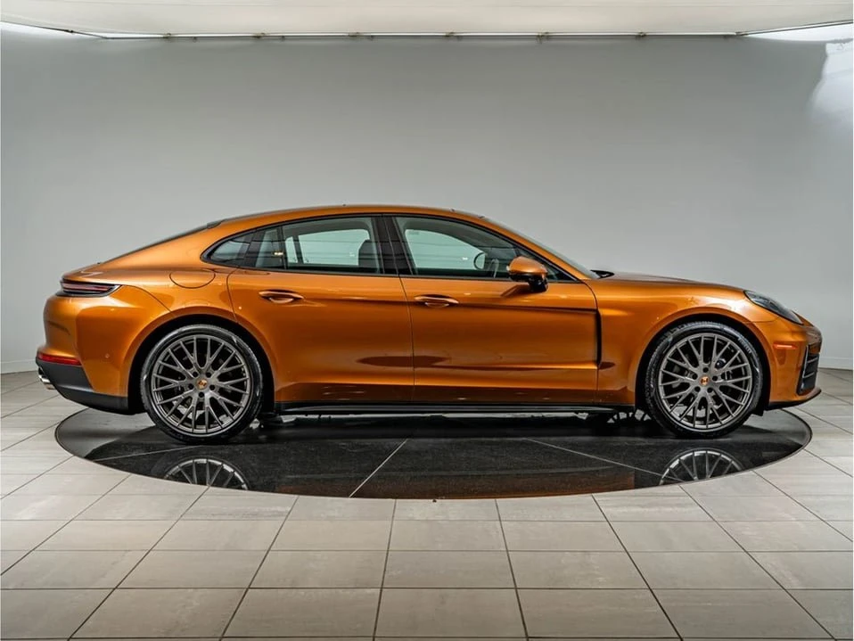 2024 Porsche 976 Panamera - Image 9 of 20