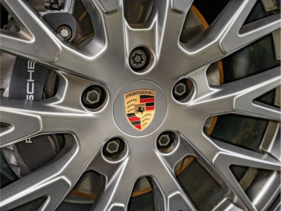 2024 Porsche 976 Panamera - Image 15 of 20