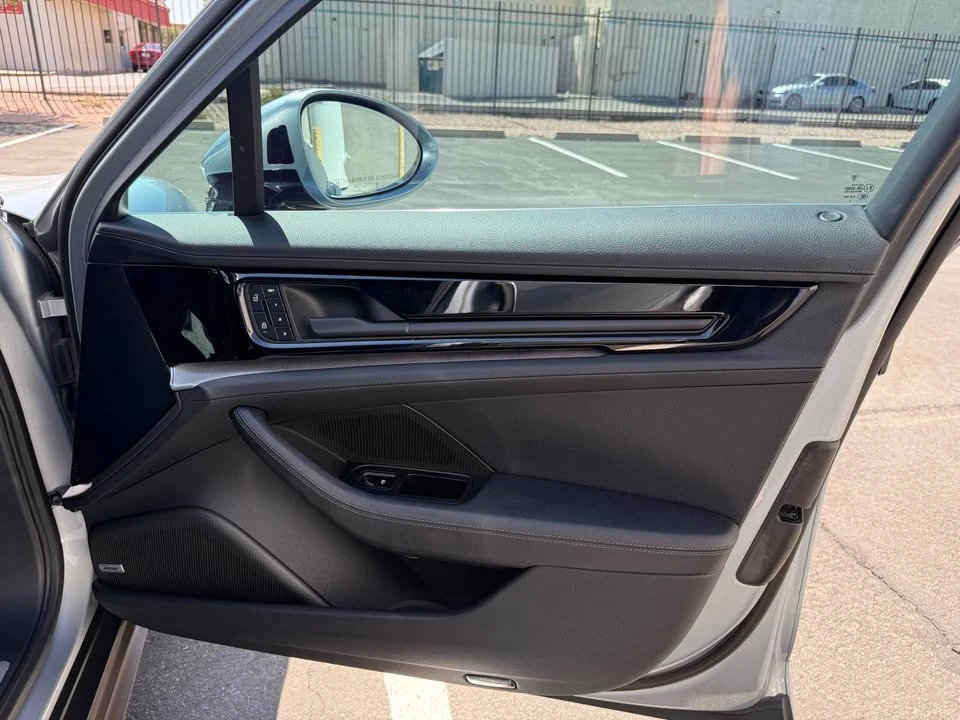 2024 Porsche 976 Panamera - Image 11 of 19