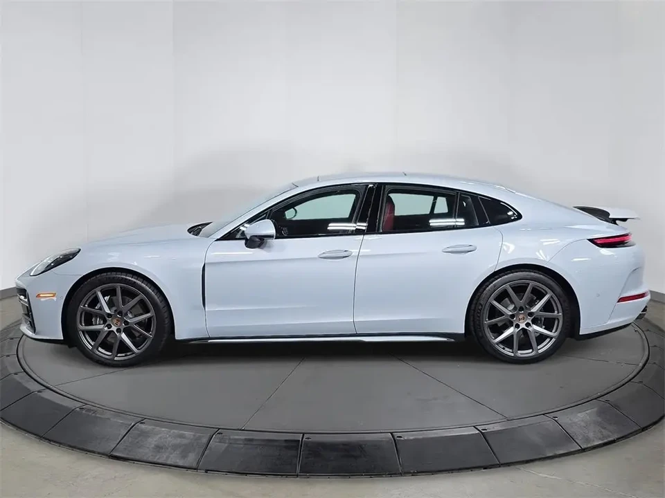 2024 Porsche 976 Panamera - Image 2 of 6