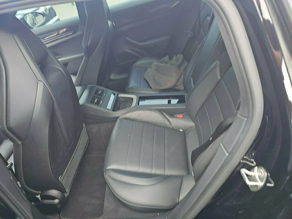 2024 Porsche 976 Panamera - Image 9 of 13