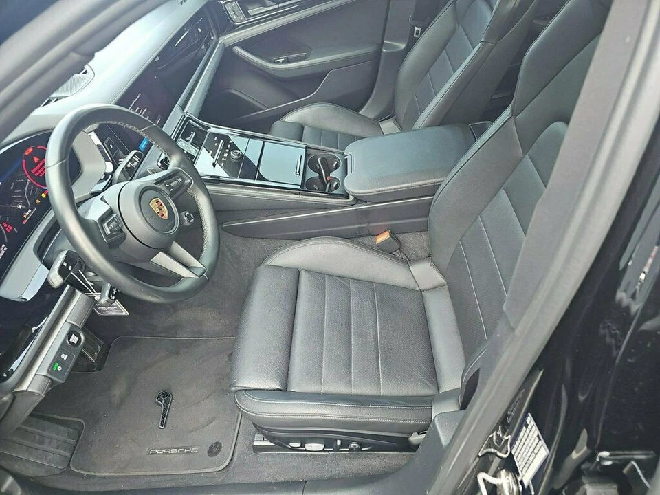 2024 Porsche 976 Panamera - Image 7 of 13