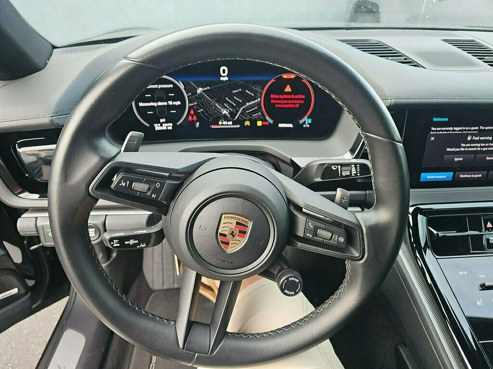 2024 Porsche 976 Panamera - Image 11 of 13