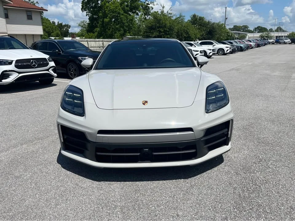 2024 Porsche 976 Panamera - Image 2 of 12