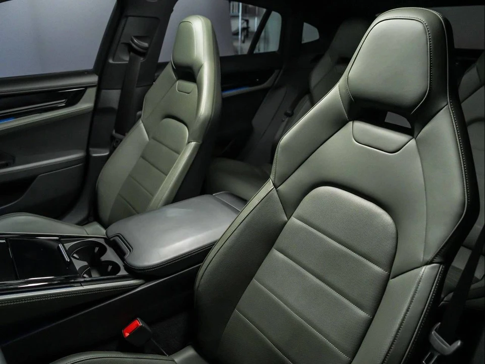 2024 Porsche 976 Panamera - Image 5 of 5