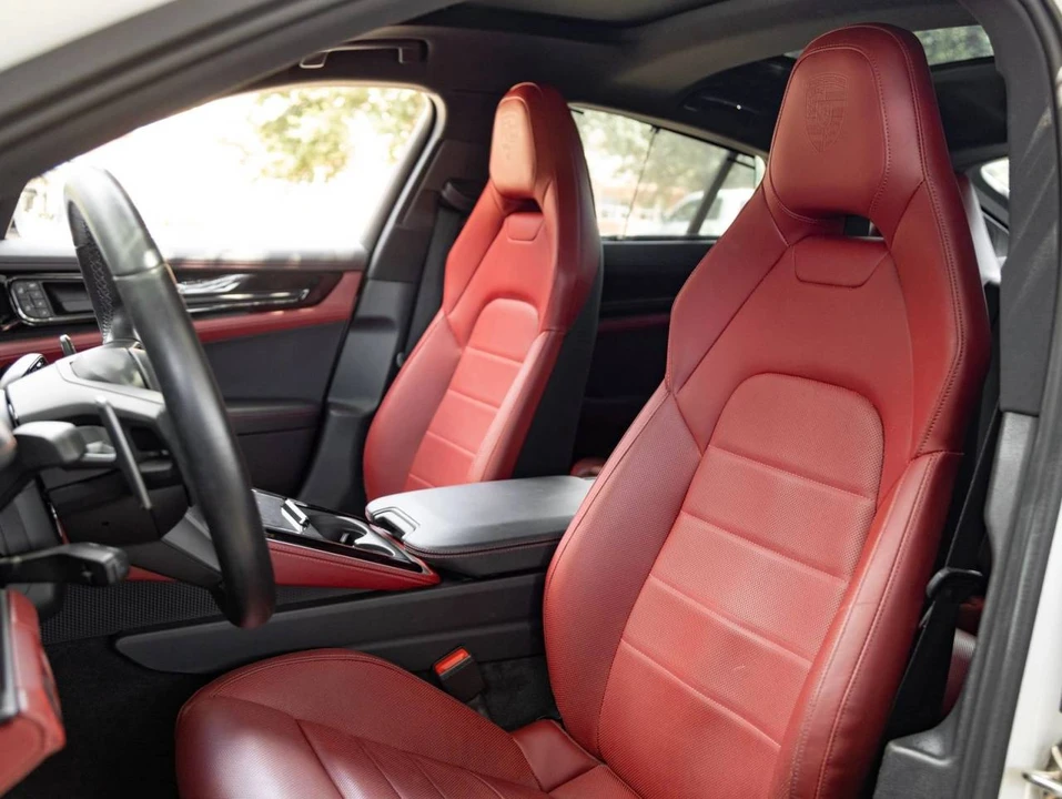 2024 Porsche 976 Panamera - Image 4 of 5