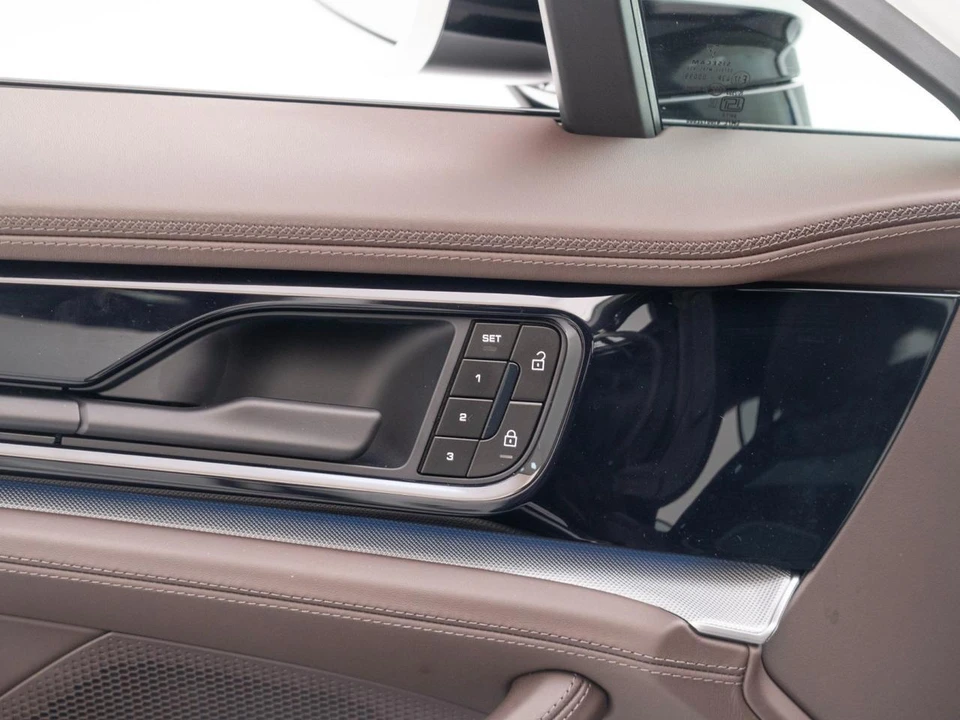 2024 Porsche 976 Panamera - Image 22 of 31