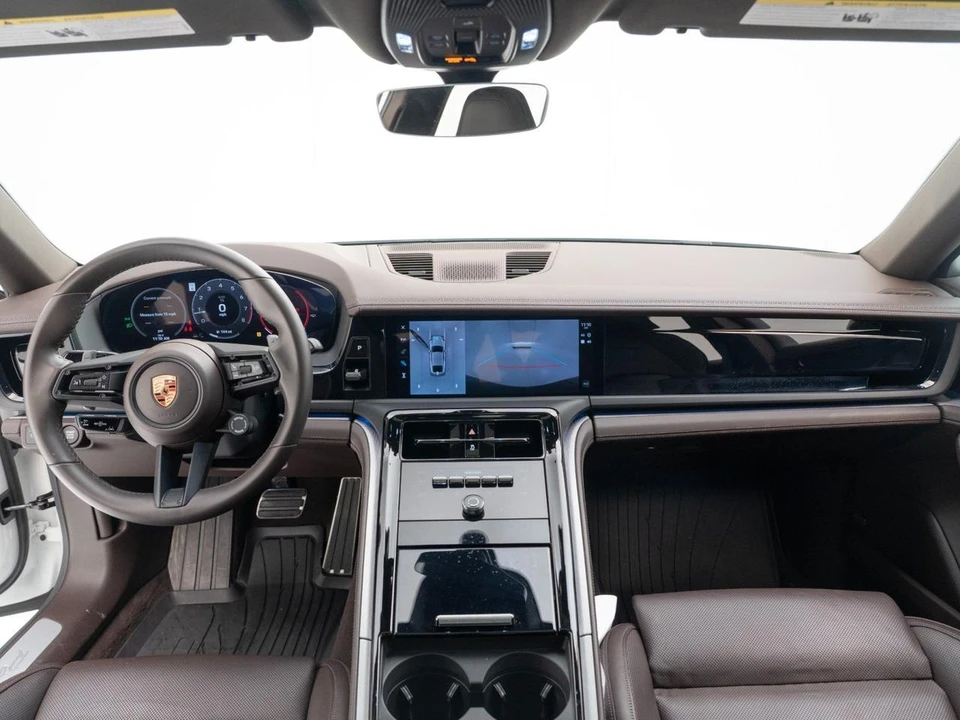 2024 Porsche 976 Panamera - Image 30 of 31