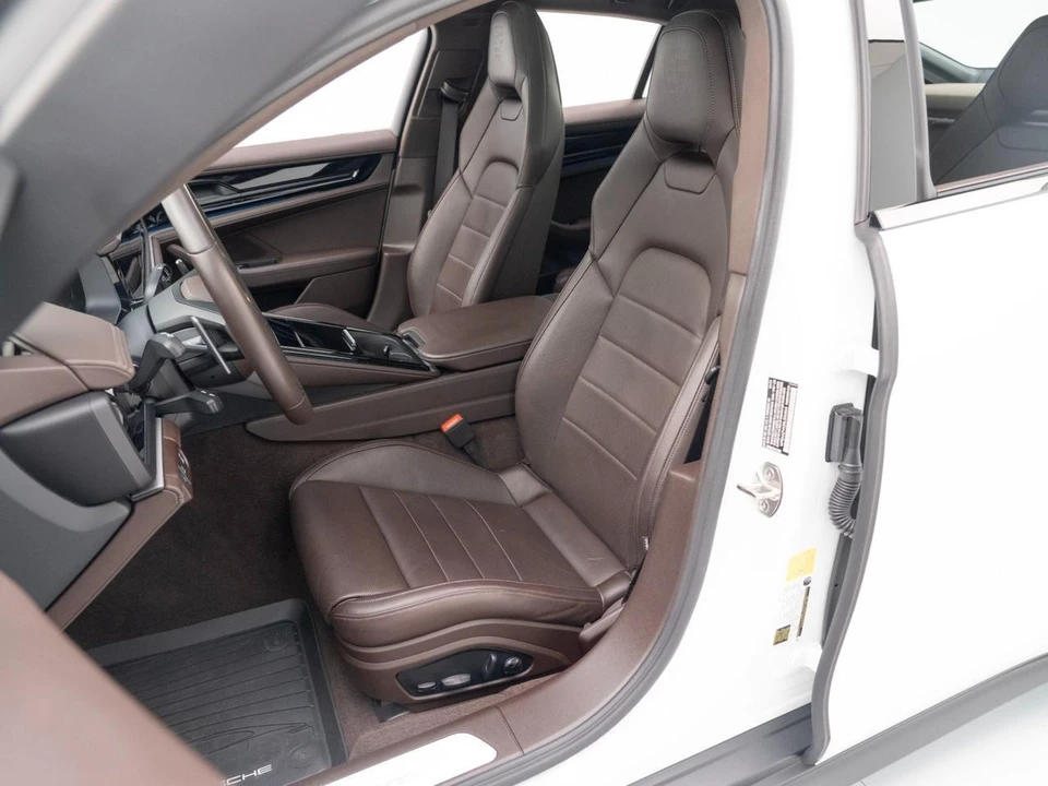 2024 Porsche 976 Panamera - Image 6 of 31