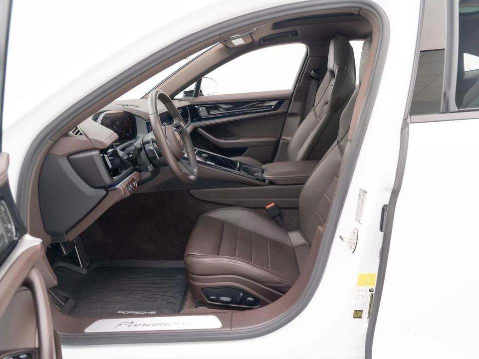 2024 Porsche 976 Panamera - Image 18 of 31