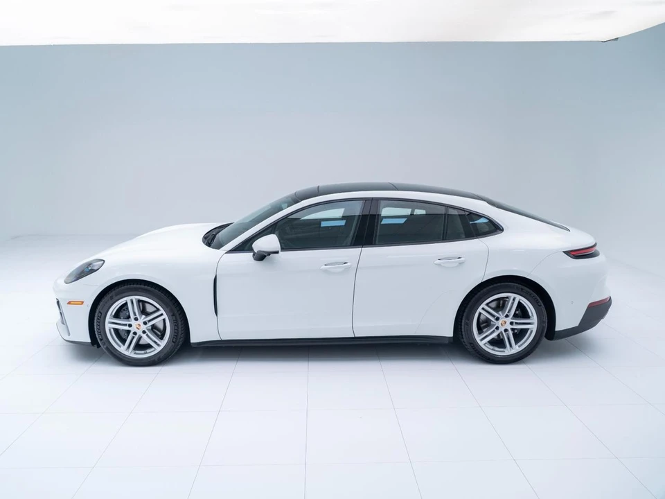 2024 Porsche 976 Panamera - Image 3 of 31