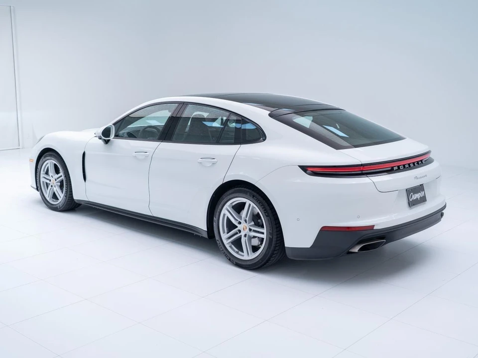 2024 Porsche 976 Panamera - Image 4 of 31