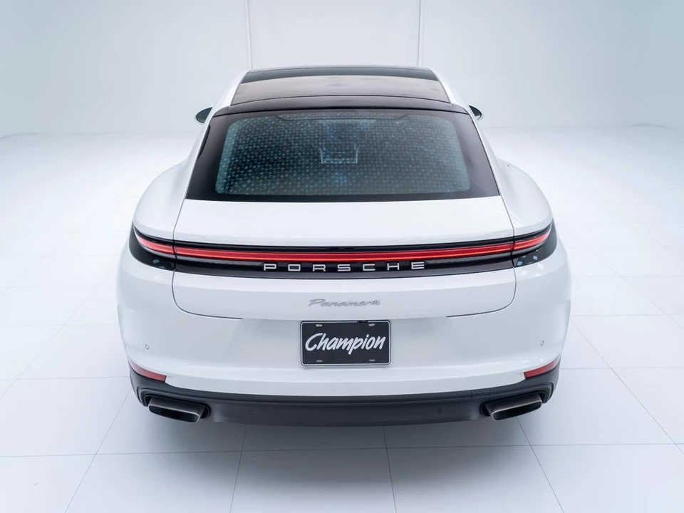 2024 Porsche 976 Panamera - Image 11 of 31
