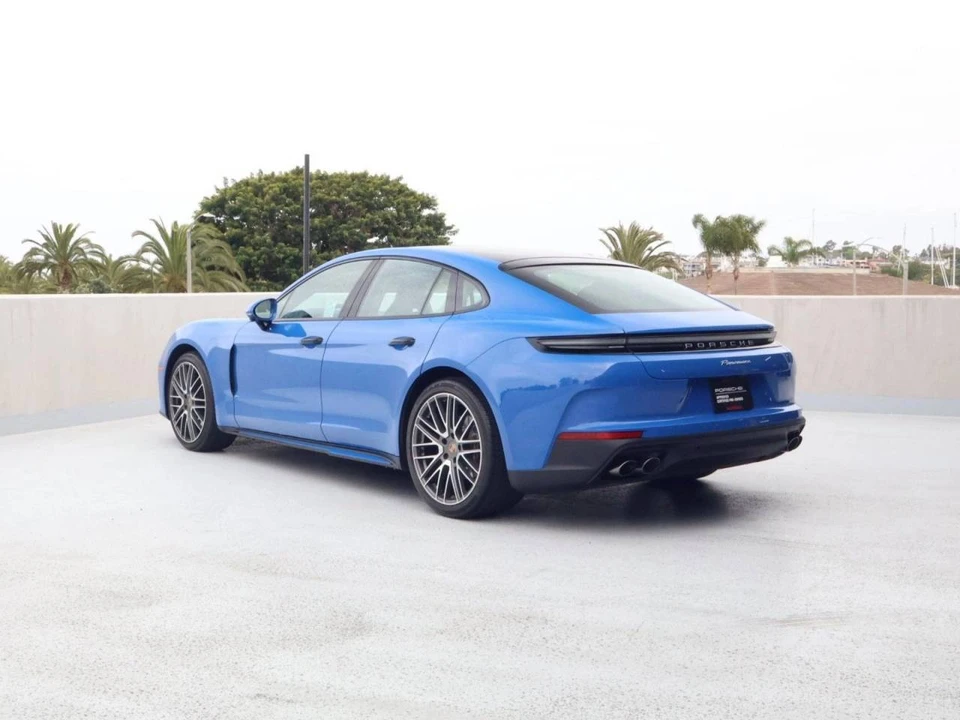 2024 Porsche 976 Panamera - Image 3 of 5