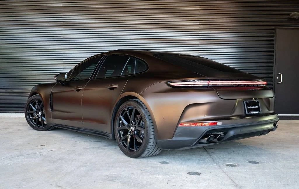 2024 Porsche 976 Panamera - Image 3 of 4