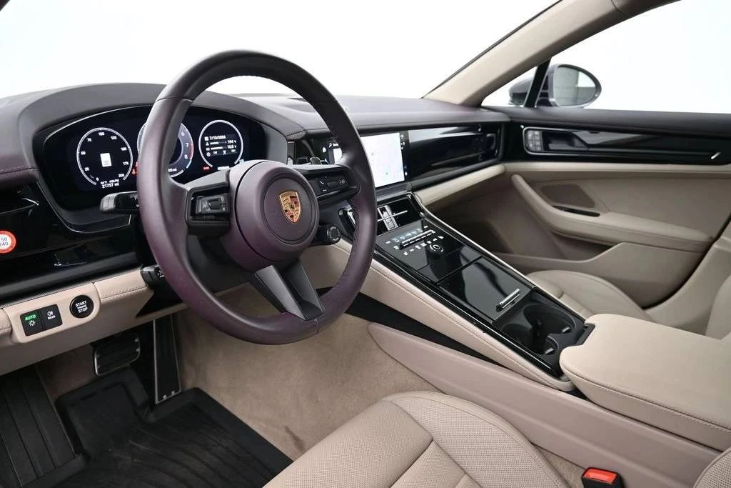 2024 Porsche 976 Panamera - Image 4 of 5