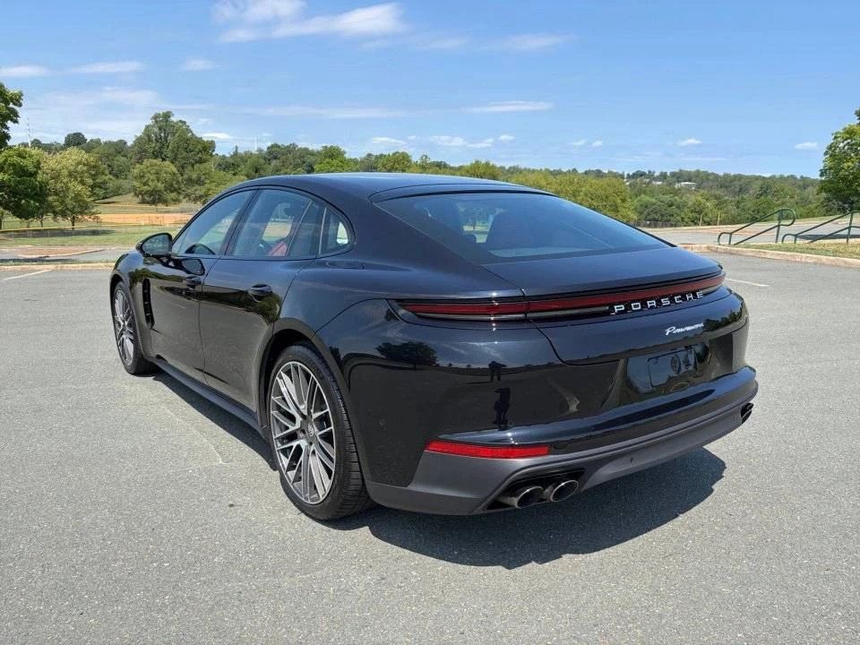 2024 Porsche 976 Panamera - Image 3 of 5