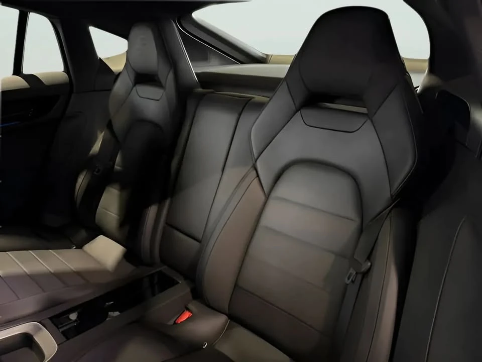 2024 Porsche 976 Panamera - Image 15 of 18
