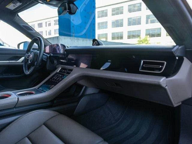 2024 Porsche Taycan Cross Turismo - Image 16 of 20