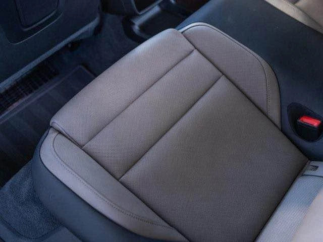 2024 Porsche Taycan Cross Turismo - Image 15 of 20