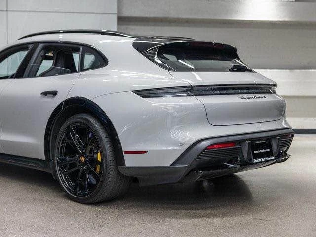 2024 Porsche Taycan Cross Turismo - Image 7 of 20