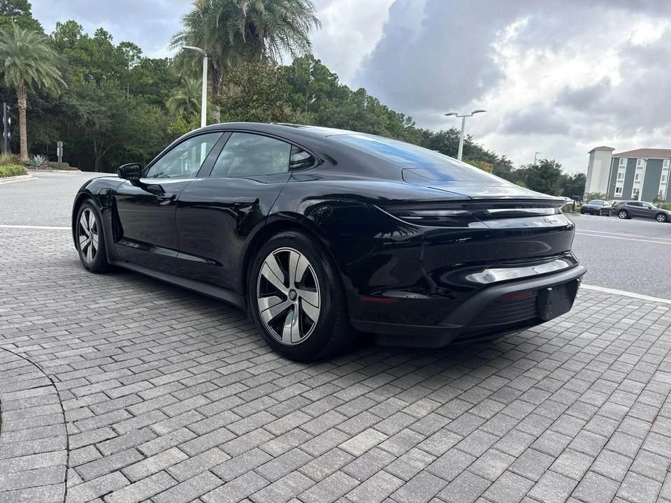 2024 Porsche Taycan - Image 2 of 7