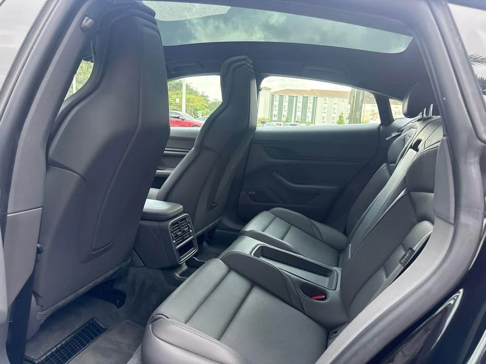 2024 Porsche Taycan - Image 6 of 7