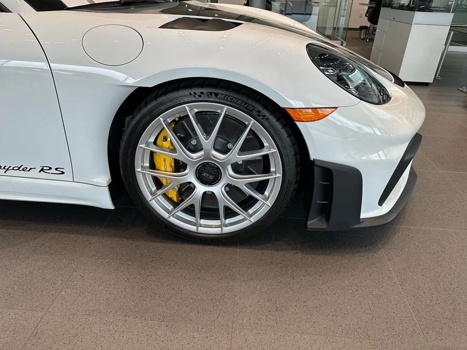 2024 Porsche 718 Boxster Spyder RS - Image 6 of 12