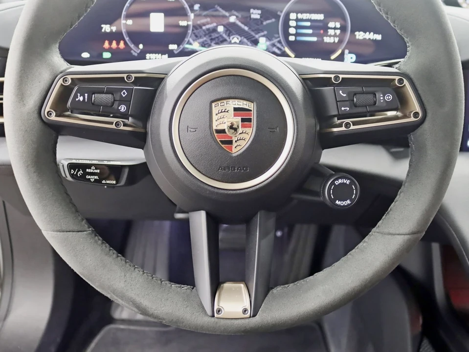 2024 Porsche Taycan 4S - Image 16 of 21