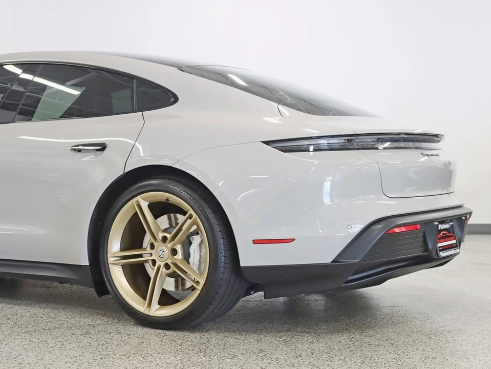 2024 Porsche Taycan 4S - Image 10 of 21